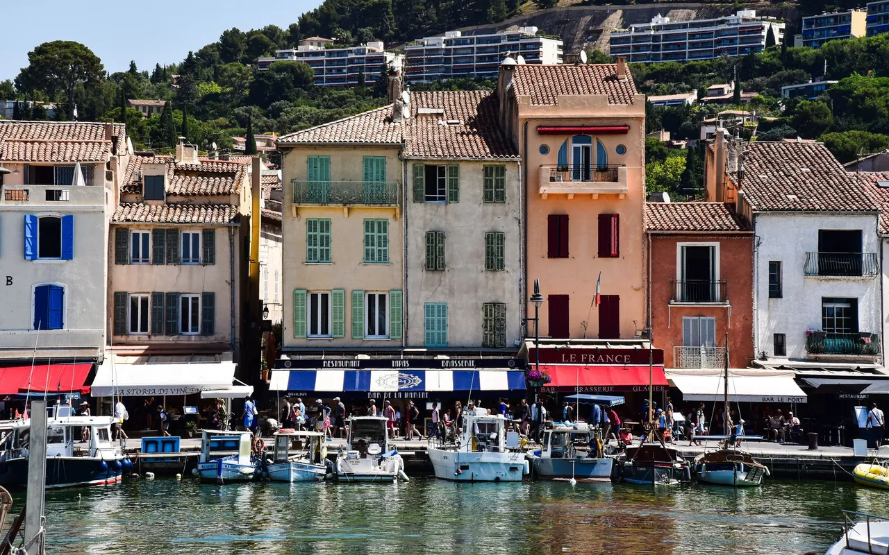 Annuaires locaux Nice Antibes : comment trouver ce que vous cherchez vraiment ?