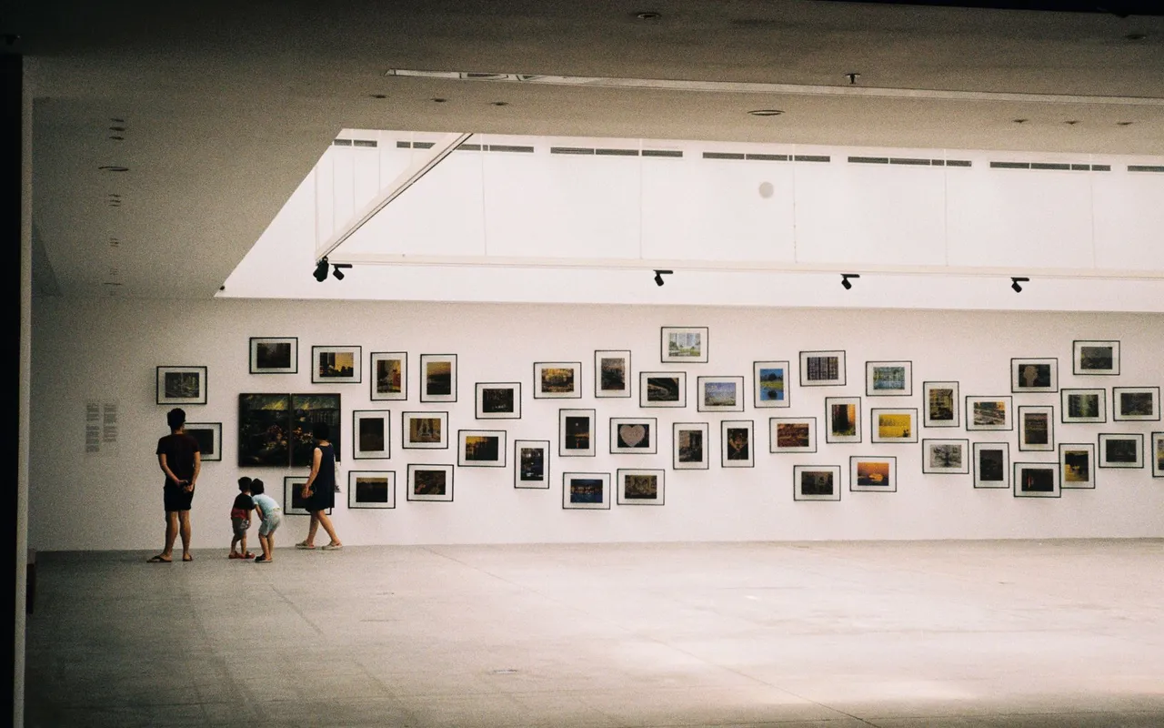Croire que les musées ennuient les enfants sur la Côte d'Azur, c'est passer à côté des meilleures activités ludiques — Antibes et le Musée Picasso, une scénographie pensée pour tous les âges